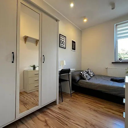 Walezy - Peaceful Retreat, 10 Minutes To Old Town & Seaside