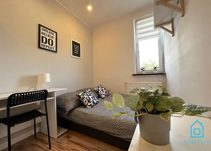 Walezy - Peaceful Retreat, 10 Minutes To Old Town & Seaside