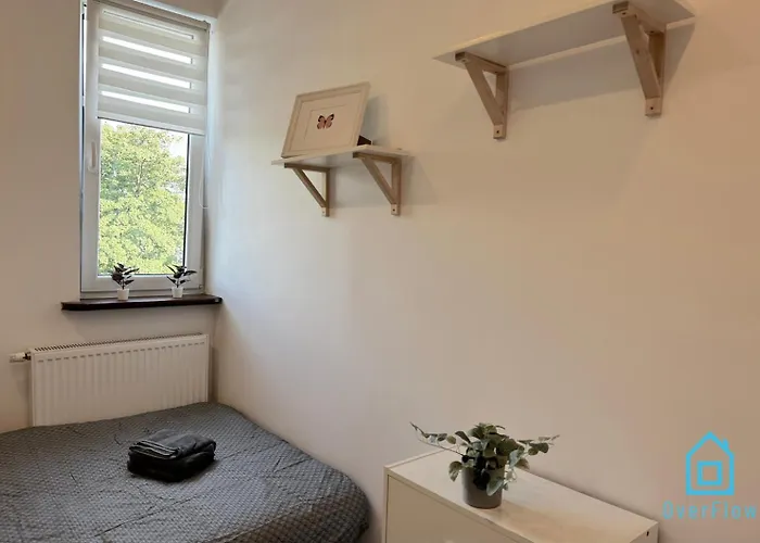 Walezy - Peaceful Retreat, 10 Minutes To Old Town & Seaside Rum i privatbostad *