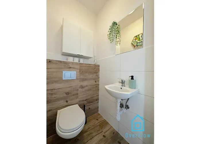 Walezy - Peaceful Retreat, 10 Minutes To Old Town & Seaside 民宿 *