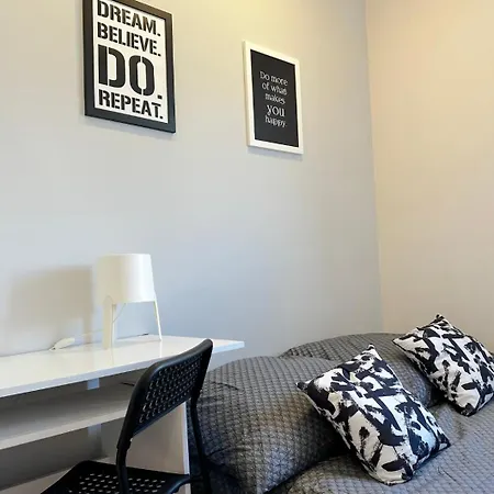 Walezy - Peaceful Retreat, 10 Minutes To Old Town & Seaside *