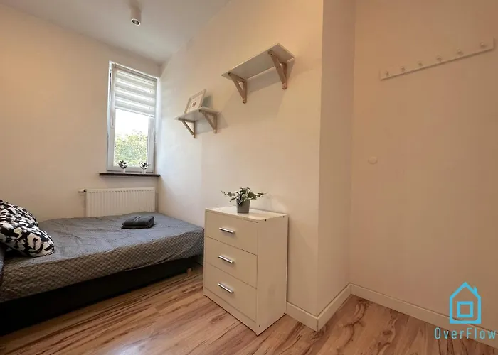 Walezy - Peaceful Retreat, 10 Minutes To Old Town & Seaside Gdansk